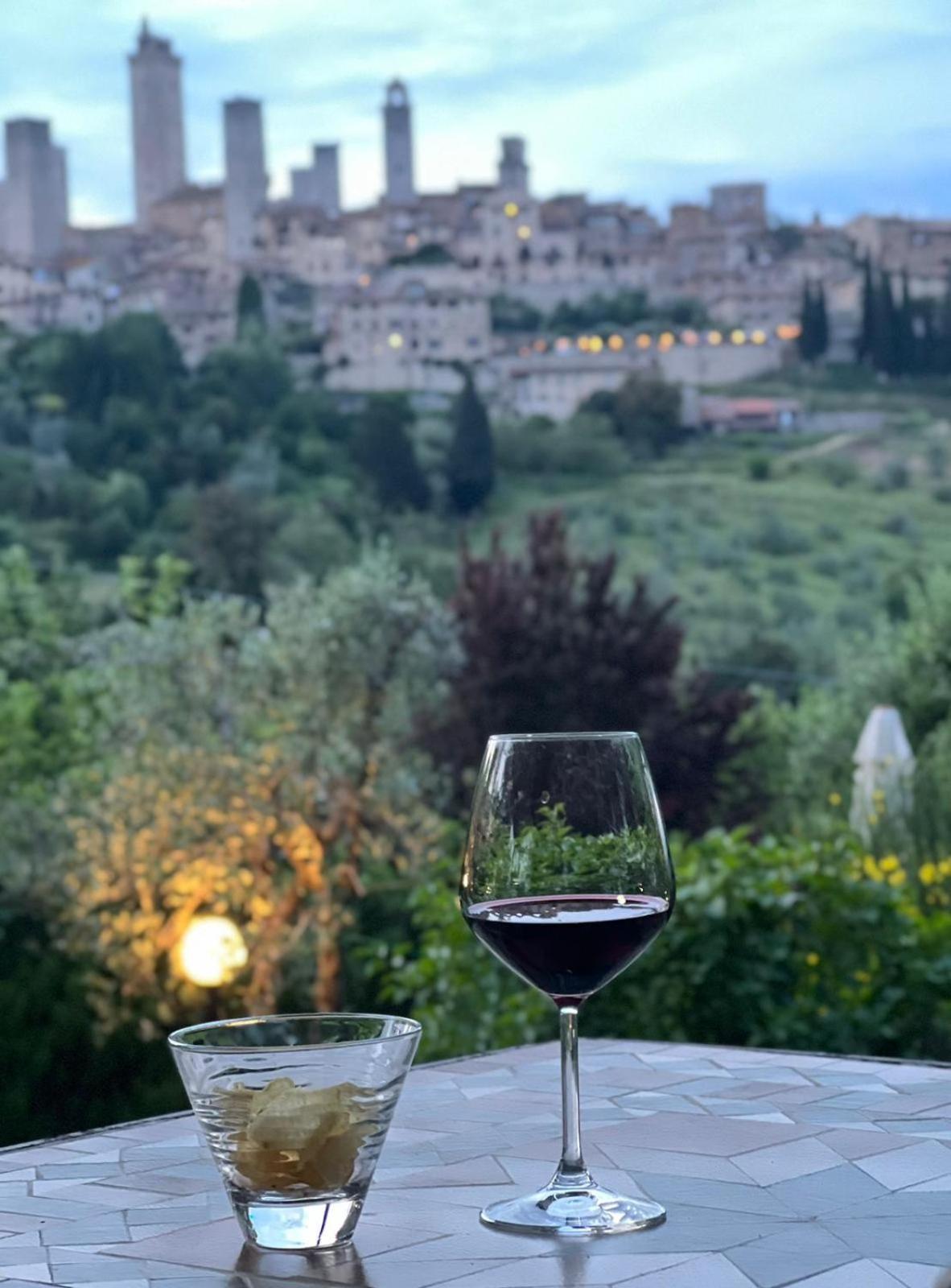 Antico Casolare Villa ซานจีมิญญาโน ภายนอก รูปภาพ